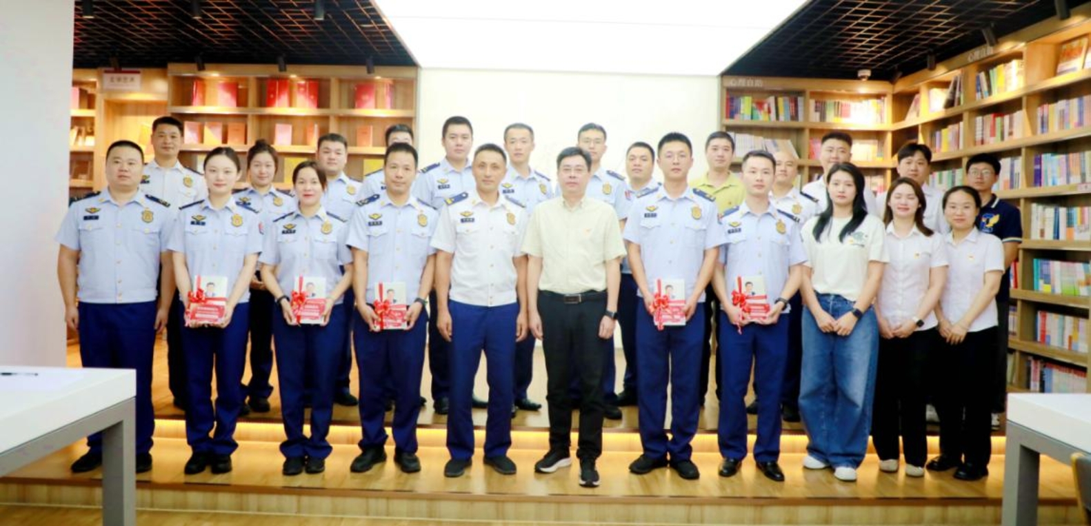 1759222885122048336.jpg 寧德分公司聯(lián)合寧德消防舉辦主題讀書會2.jpg